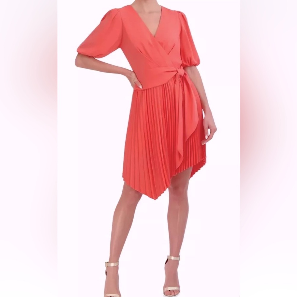 BCBGMAXAZRIA  Asymmetric Pleated Cocktail Size 8 Dress Retail $328 NWT